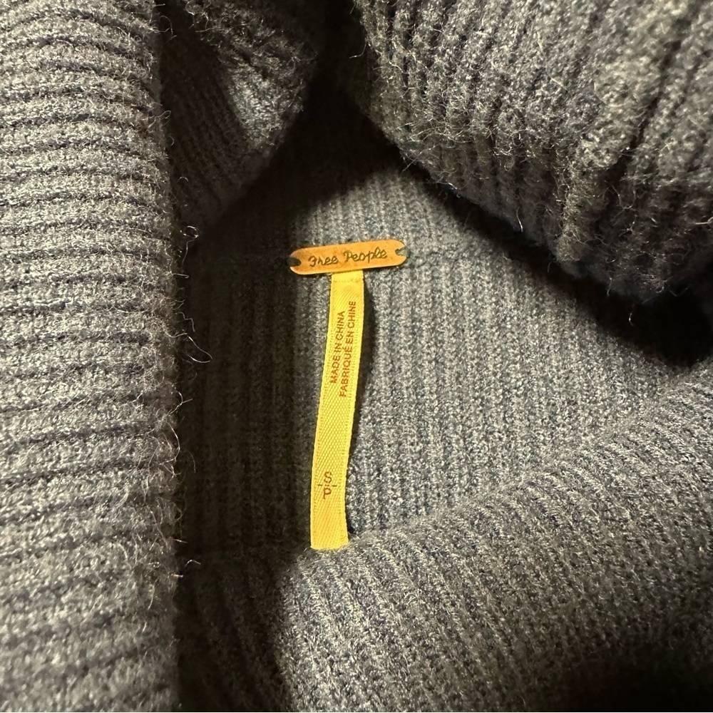 Free People Softly Structured Color Block Sweater… - image 9